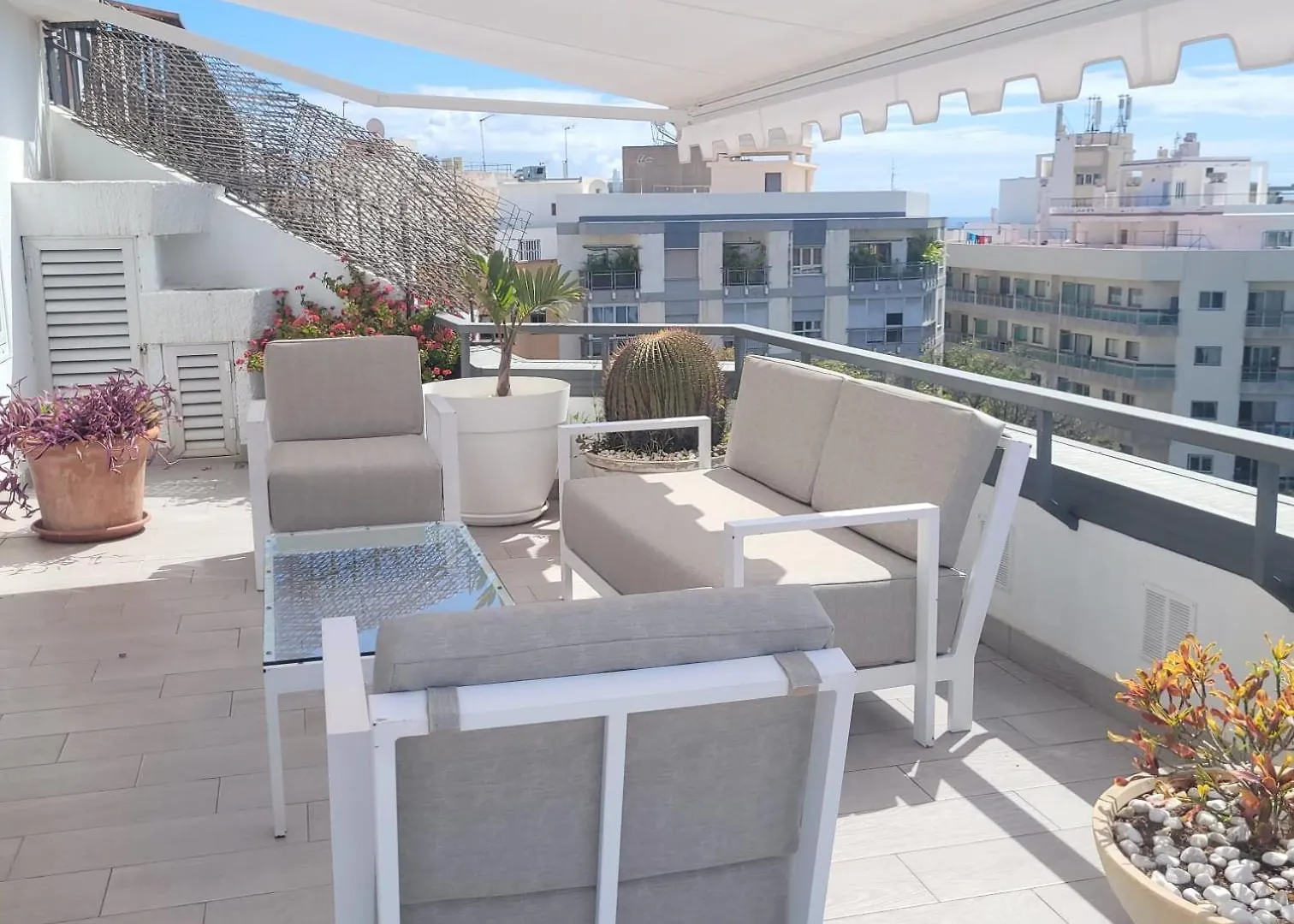 Sky Santa Cruz Penthouse Apartment 0*, Santa Cruz de Tenerife Spain